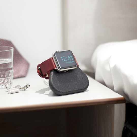 Laddningsstativ till Apple Watch, Gjutjärn