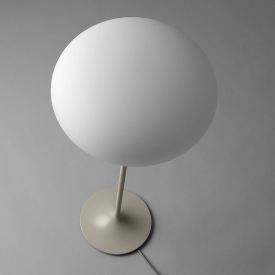 GUBI Stemlite bordslampa, grå, 70 cm
