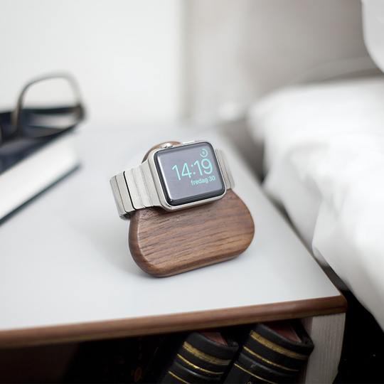 Laddningsstativ till Apple Watch, Valnöt